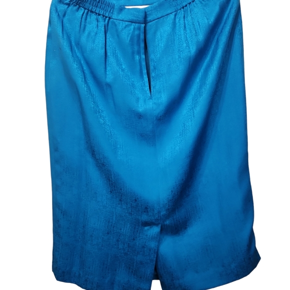 Vintage drianna Papell woman's shimmering electric blue sz14 2pcsuit with skirt. - Picture 10 of 12